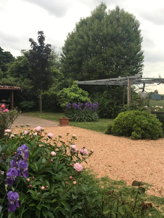 Una Casa Di Campagna Dossobuono Extérieur photo
