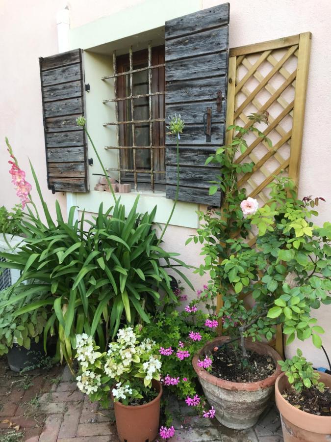 Una Casa Di Campagna Dossobuono Extérieur photo