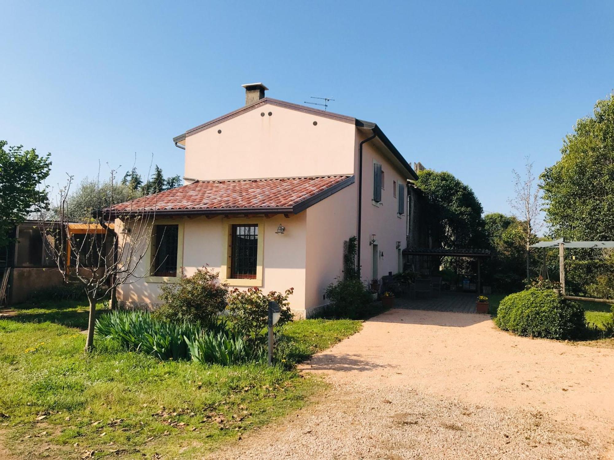 Una Casa Di Campagna Dossobuono Extérieur photo